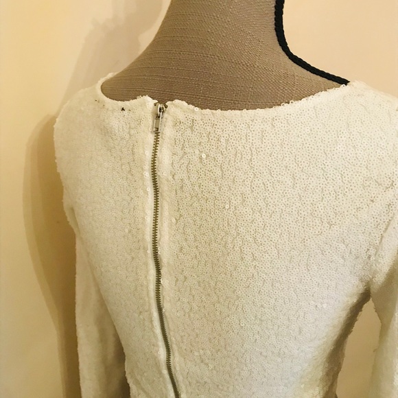 Long sleeves lace - Picture 4 of 4